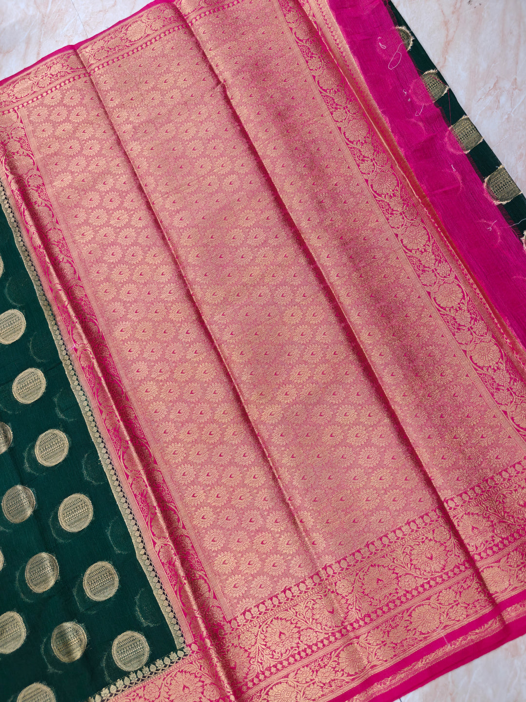 BANARASI SILK IN BOTTLE GREEN WITH RANI BORDER