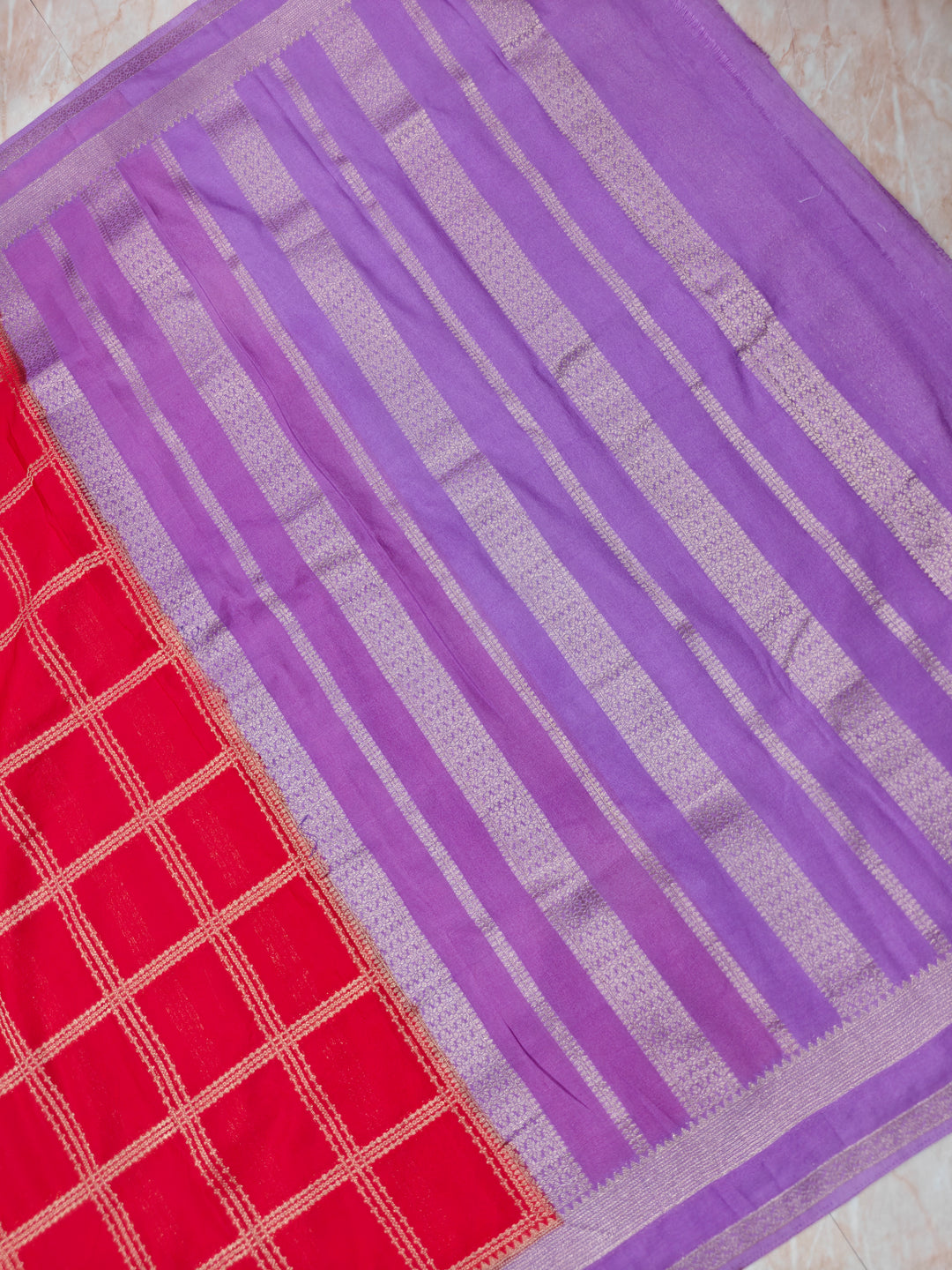 CREPE GEORGTTE IN RED WITH LAVENDER BORDER