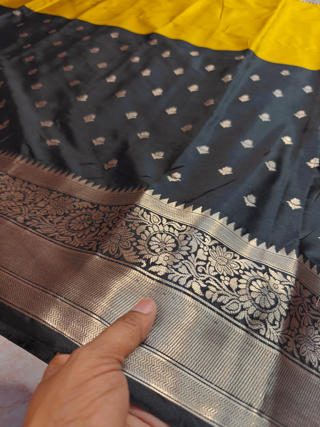 BANARASI KATAN TISU IN DEVDAS WITH BLACK BORDER