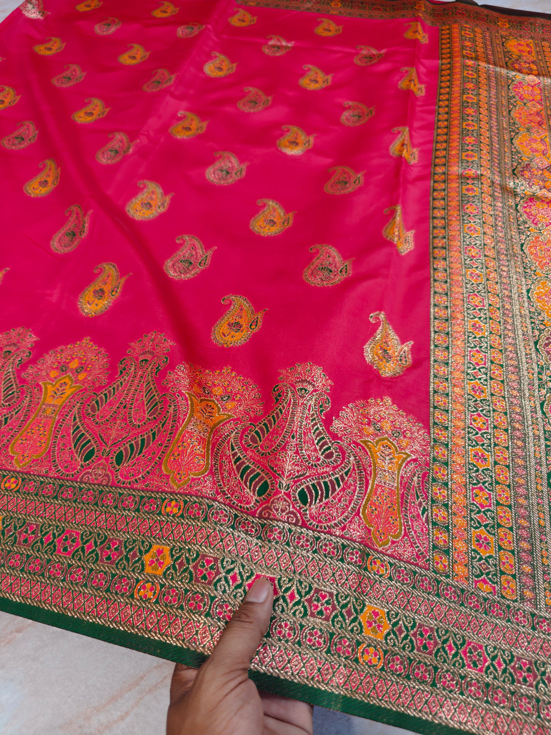 KASHMIRI PASHMINA SEMI SOFT SILK IN RANI COLOUR