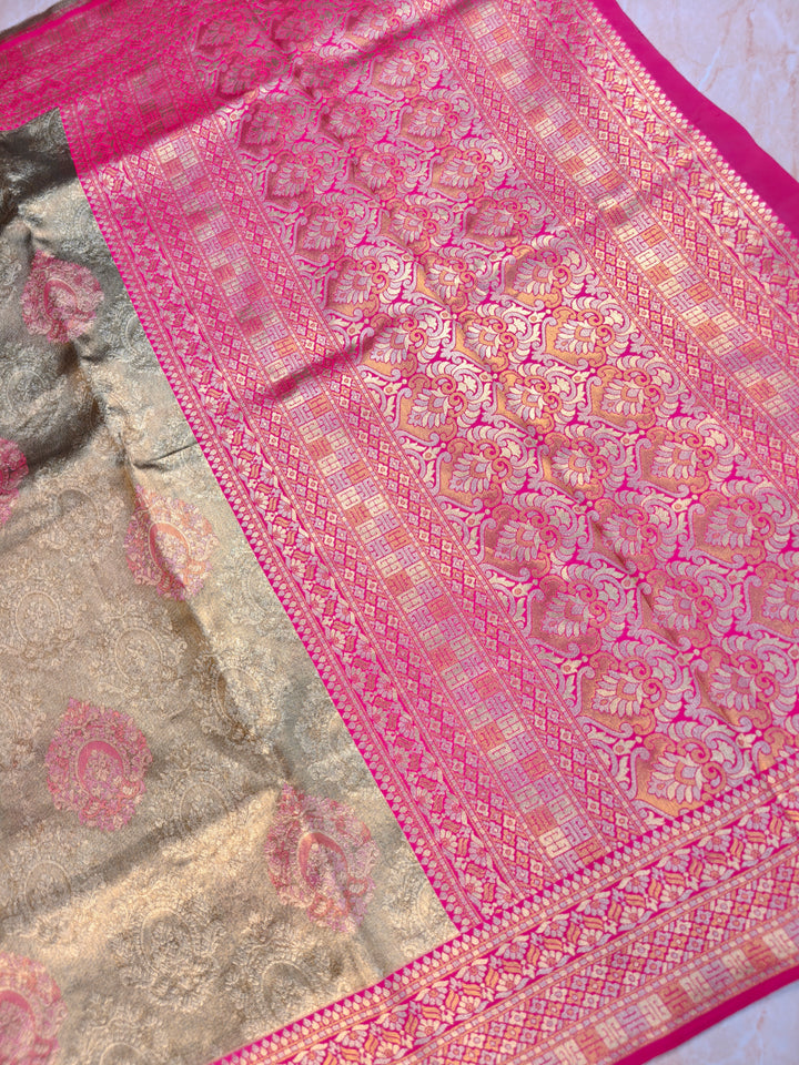 DHARMAVARAM GOLD TISU IN SELF WEAVING WITH RANI BORDER