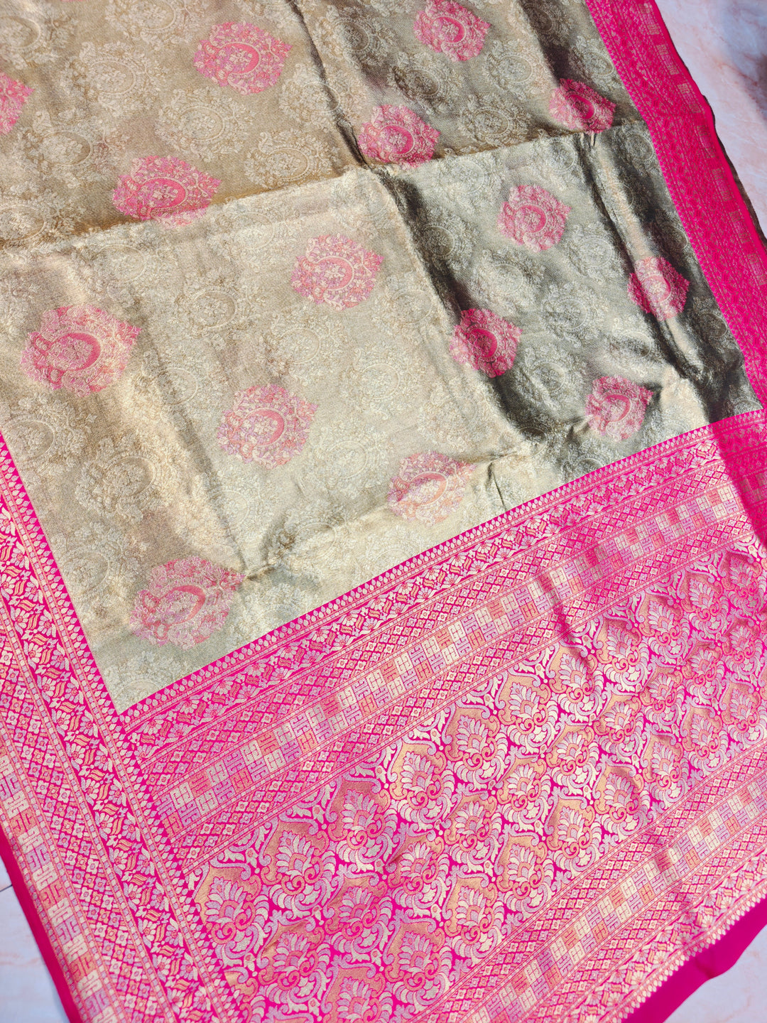 DHARMAVARAM GOLD TISU IN SELF WEAVING WITH RANI BORDER